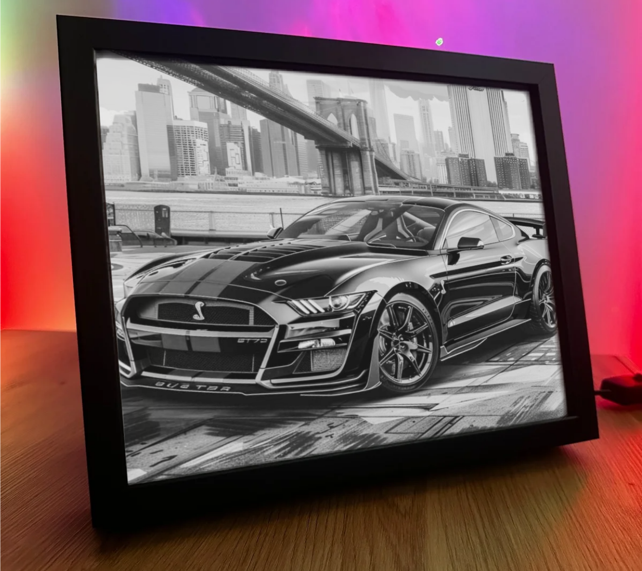 Obrazo lampka Ford Mustang czarny z pasami