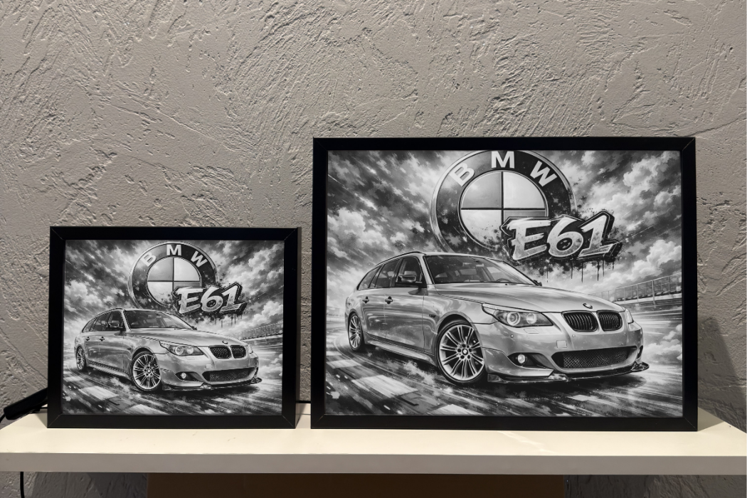 ObrazoLampka Prezent Lampka Nocna BMW E61 srebrne 1