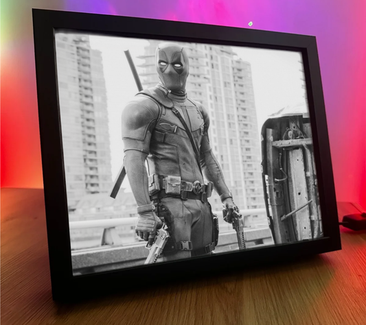 Obrazo-lampka pomysł na prezent Deadpool 5