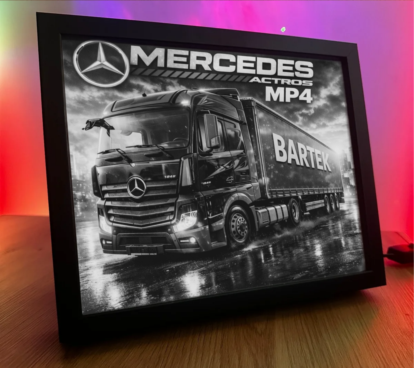 ObrazoLampka Mercedes Actros MP4 własny napis 2