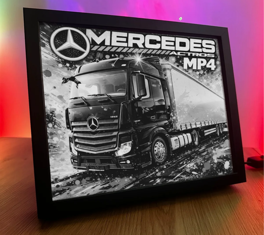 ObrazoLampka Mercedes Actros MP4 czarny 1